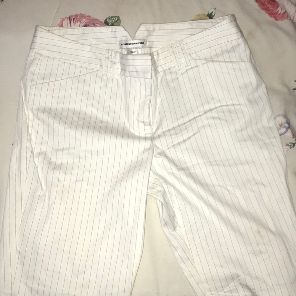 Ladies Bermuda shorts